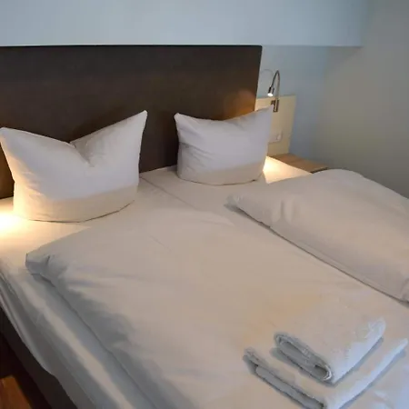 Hotel Trip Center 4*