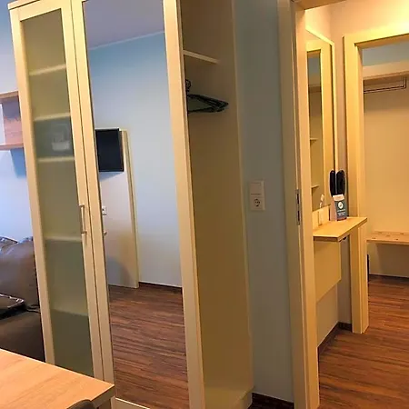 Отель Trip Center