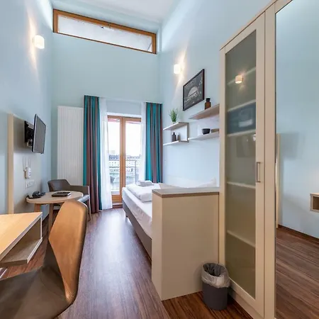 Hotel Trip Center 4*