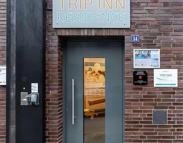 Trip Center Hotel